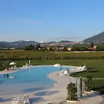 Valle Di & Hotel 4*