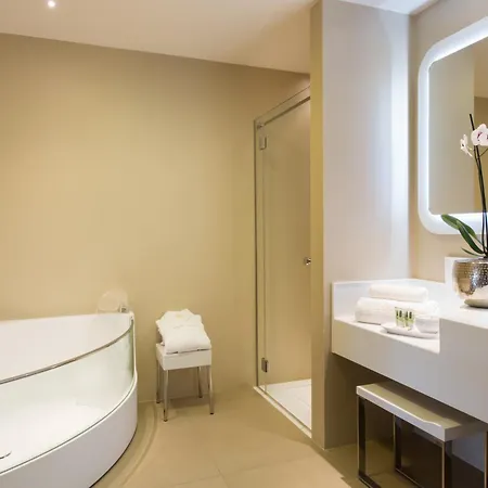 Valle Di & Hotell Assisi