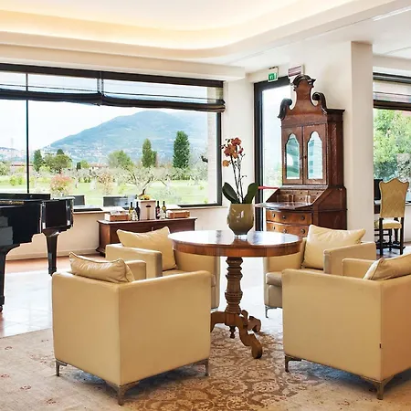 Valle Di & Hotell