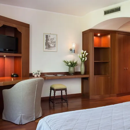Hotell Valle Di &