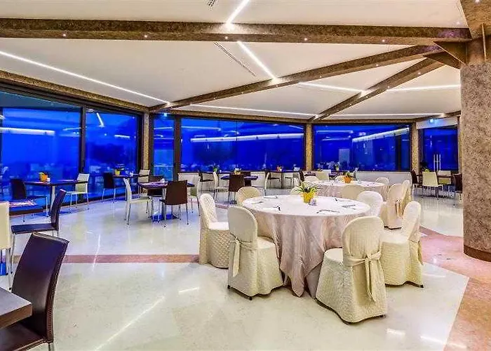 Valle Di & 4* Assisi